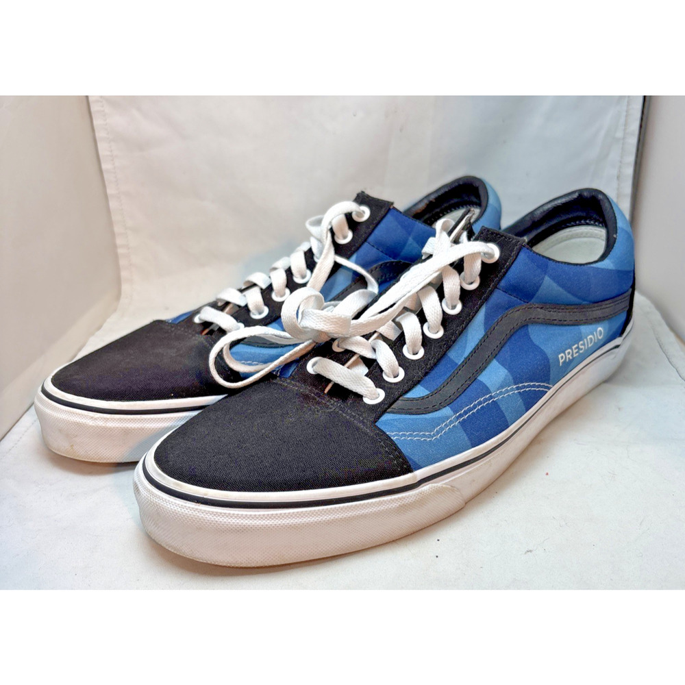 Rare Blue and Black Low-Top Vans Sneakers Men’s Size 13 Skate Shoes